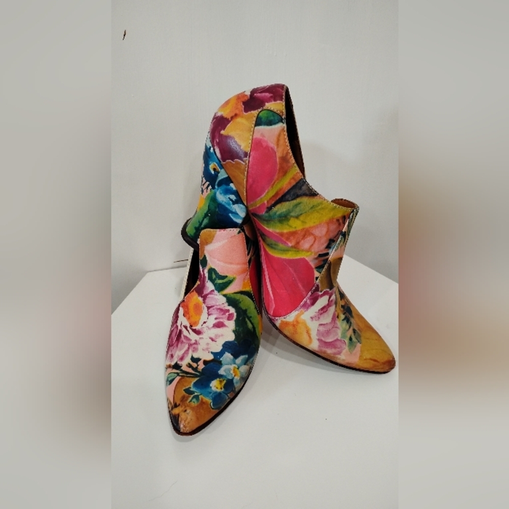 JOHN FLUEVOG LISTEN LOUDLY SPEAK SOFTLY SHOES - Picture 2 of 12